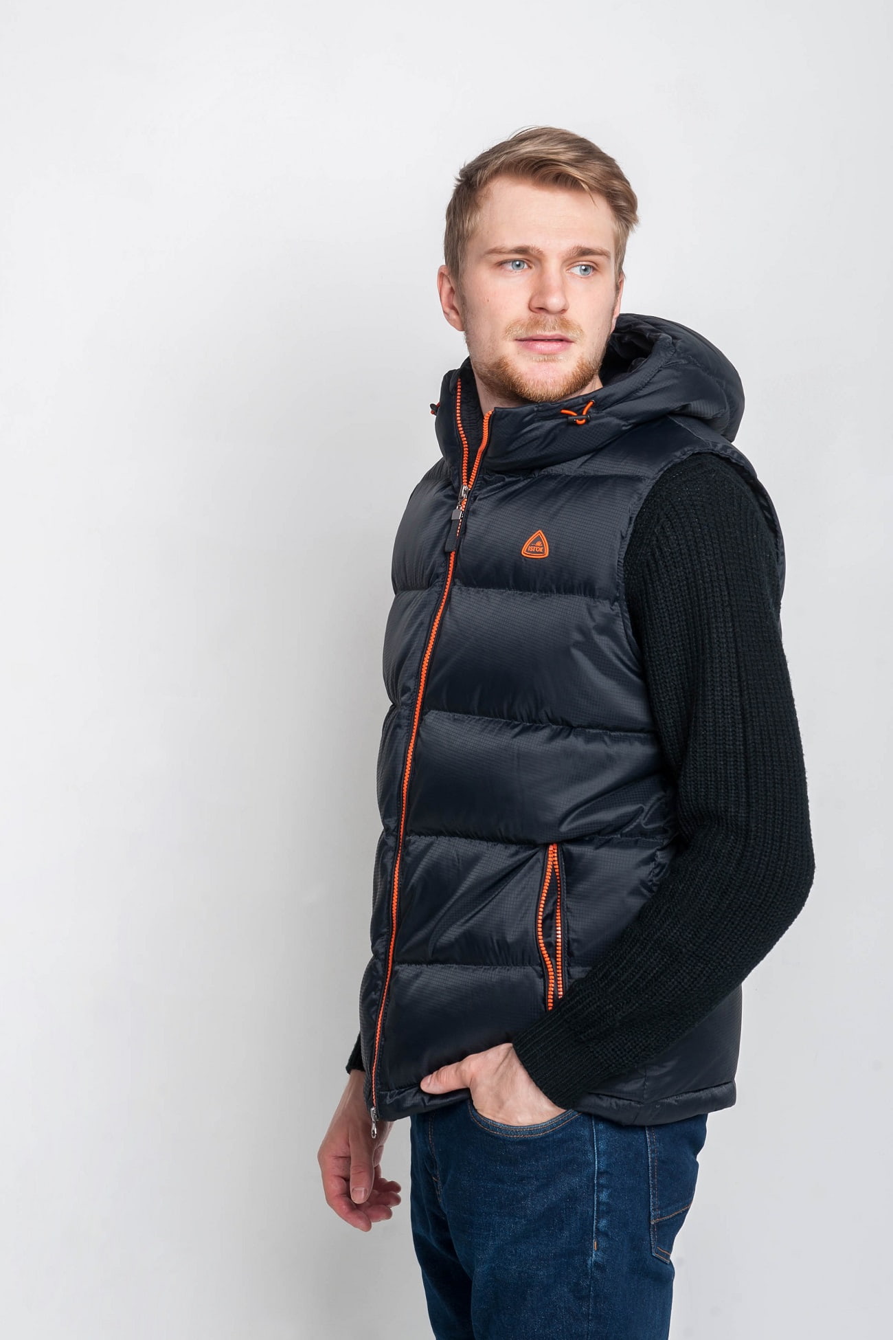 Жилет мужской пуховый Патрик (2)-min